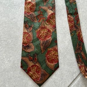 Villa Bugatti 100% Silk Tie